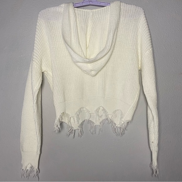 Women’s white long sleeve winter top with Hoodie Size M/L - Picture 5 of 10
